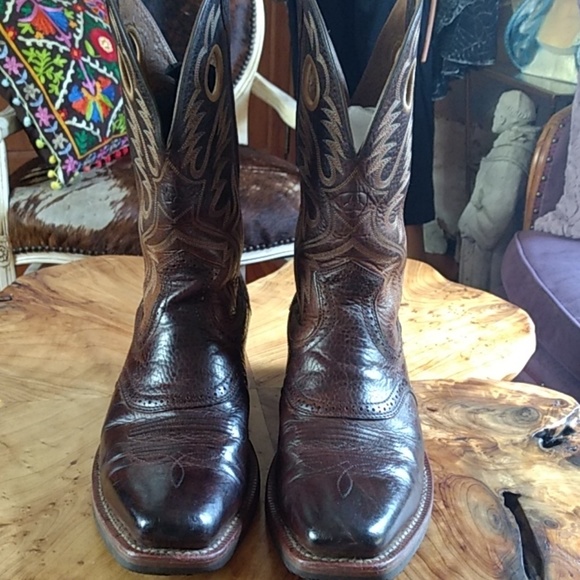 Ariat Other - Ariat Roughstock cowboy boots